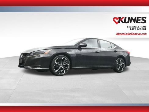 Used 2024 Nissan Altima 2.5 SR image 42