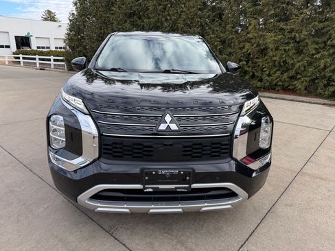 Used 2022 Mitsubishi Outlander SE image 6