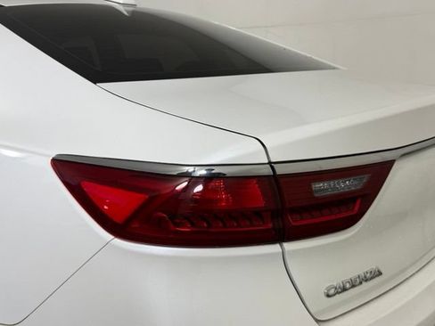 Used 2017 Kia Cadenza Premium FWD image 14