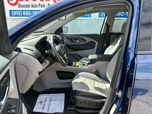 Used 2022 GMC Terrain SLT w/ Infotainment Package II image 24