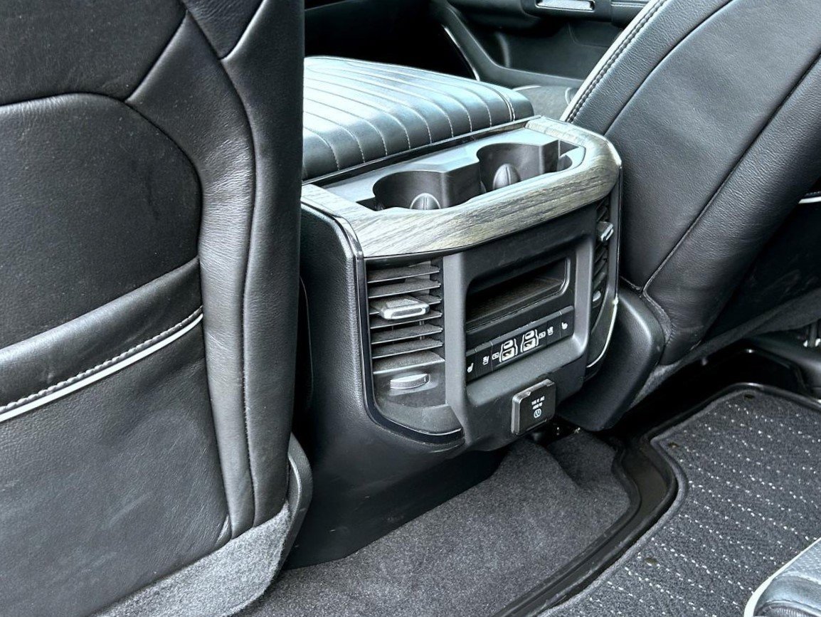 Used 2025 RAM 1500 Limited AWD/4WD image 22