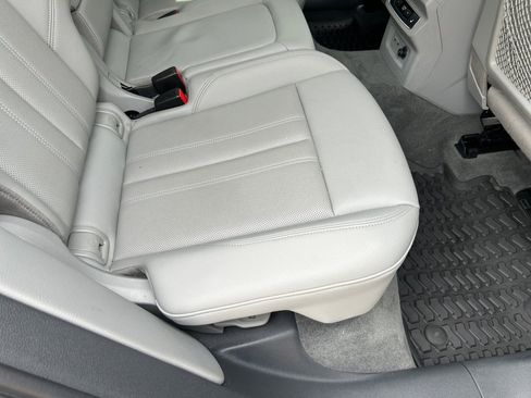 Used 2019 Audi Q5 2.0T Premium Plus AWD/4WD image 29