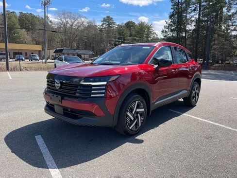 New 2026 Nissan Kicks SV image 2