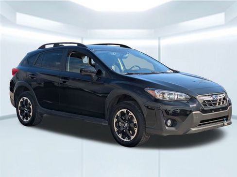 Used 2023 Subaru Crosstrek 2.0i Premium image 8