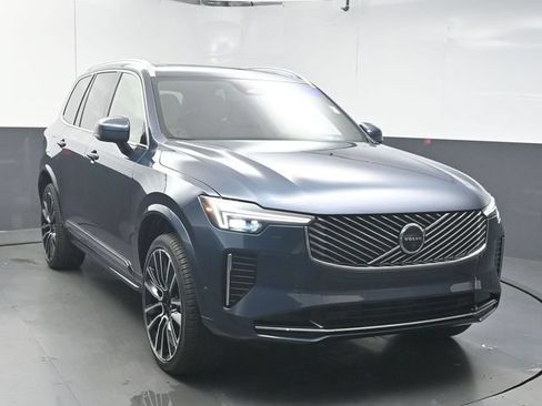 Used 2026 Volvo XC90 B6 Plus w/ Protection Package Premier AWD/4WD image 2