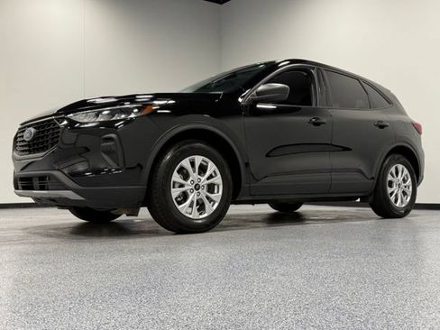 Used 2025 Ford Escape Active FWD image 4