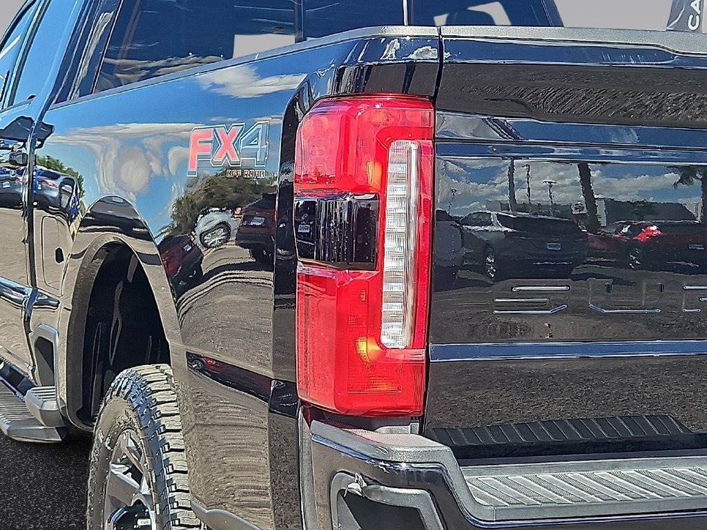 Used 2024 Ford F350 Lariat w/ Lariat Ultimate Package AWD/4WD image 9