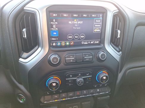 Used 2021 Chevrolet Silverado 1500 LTZ image 29