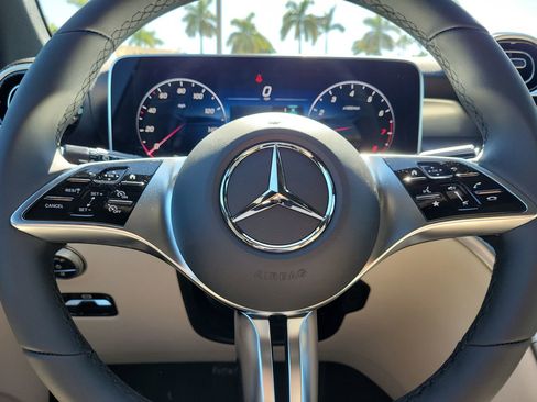 New 2026 Mercedes-Benz GLC 300 GLC 300 image 29