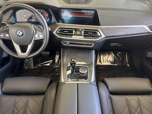 Certified 2023 BMW X5 xDrive40i w/ Premium Package AWD/4WD image 15