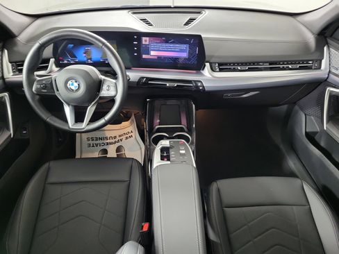 Certified 2025 BMW X2 xDrive28i w/ Convenience Package AWD/4WD image 11