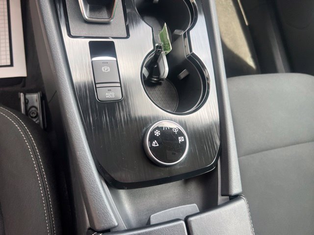 Used 2024 Nissan Rogue S AWD/4WD image 21