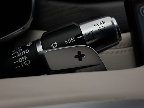 Used 2021 Jaguar F-PACE S image 18