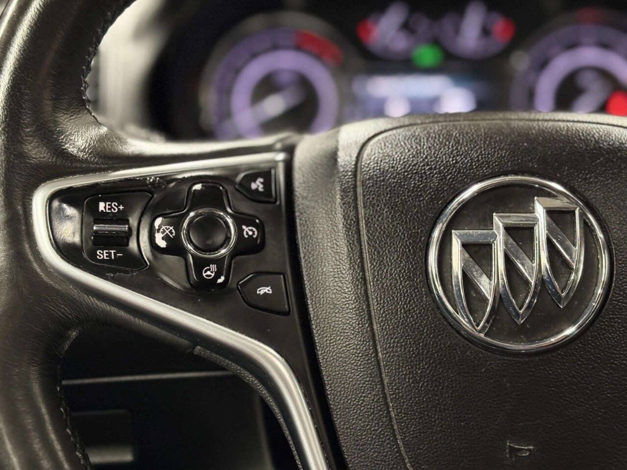 Used 2015 Buick Regal Premium w/ Experience Buick Package AWD/4WD image 29