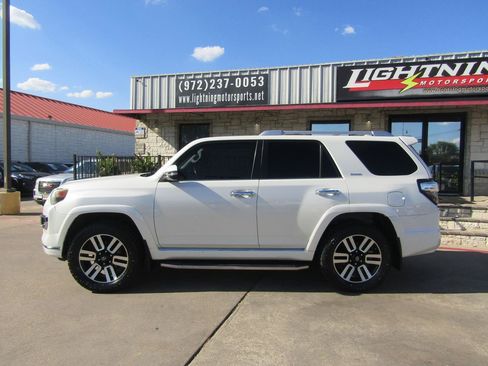 Used 2016 Toyota 4Runner Limited RWD image 2