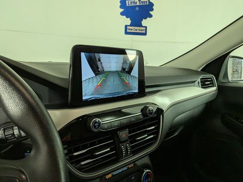 Used 2022 Ford Escape SE image 23