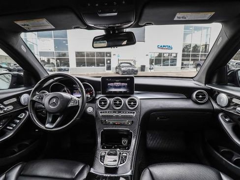 Used 2017 Mercedes-Benz GLC 300 4MATIC image 46