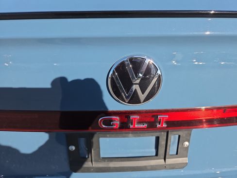 Used 2026 Volkswagen Jetta GLI Autobahn FWD image 19