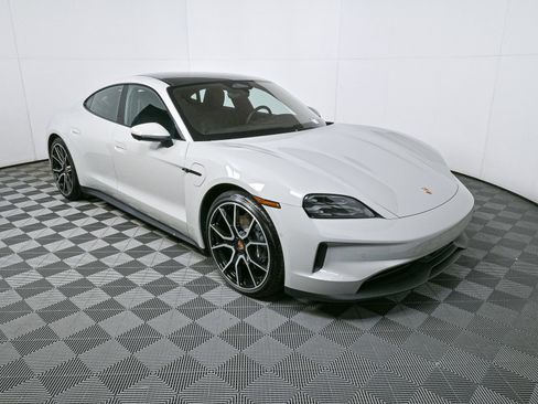 New 2026 Porsche Taycan RWD image 26