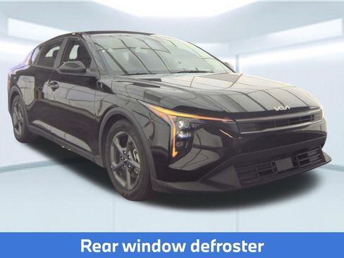 Used 2025 Kia K4 FWD image 6