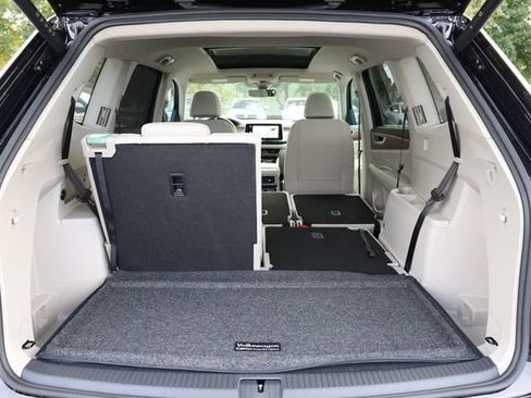 New 2026 Volkswagen Atlas SE image 8