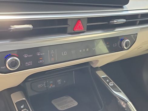 New 2026 Kia Sorento EX FWD image 25