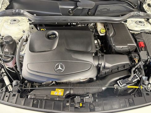 Used 2018 Mercedes-Benz GLA 250 image 11