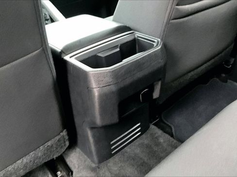 Used 2024 Toyota Tacoma TRD Off-Road image 11