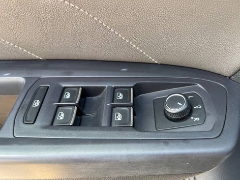 Used 2021 Volkswagen Atlas SE image 9