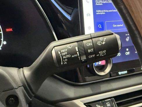 Certified 2023 Lexus RX 350 AWD w/ Accessory Package image 29