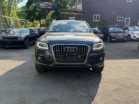Used 2017 Audi Q5 2.0T Premium Plus w/ Technology Package AWD/4WD image 12