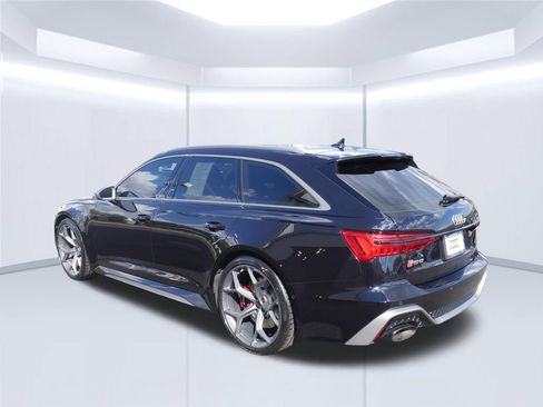 Certified 2024 Audi RS 6 performance AWD/4WD image 3