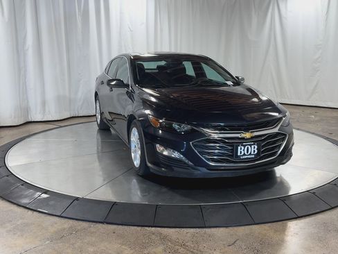 Used 2022 Chevrolet Malibu LT image 3