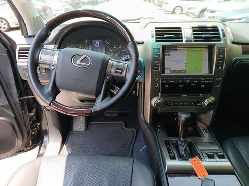 Used 2019 Lexus GX 460 Premium AWD/4WD image 28
