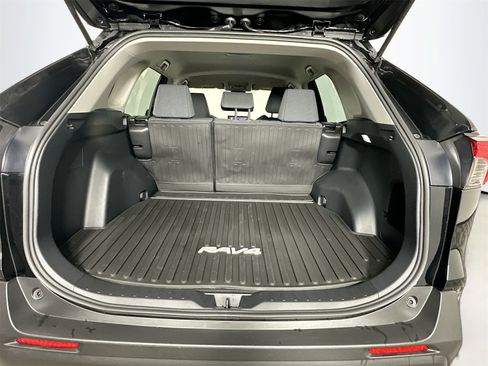 Used 2025 Toyota RAV4 LE image 25