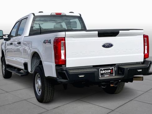 Certified 2023 Ford F250 XL w/ Snow Plow Prep Package image 11