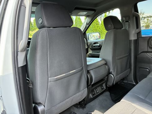 Used 2025 Chevrolet Silverado 1500 Custom Trail Boss AWD/4WD image 16