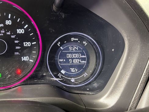 Used 2018 Honda HR-V LX image 18