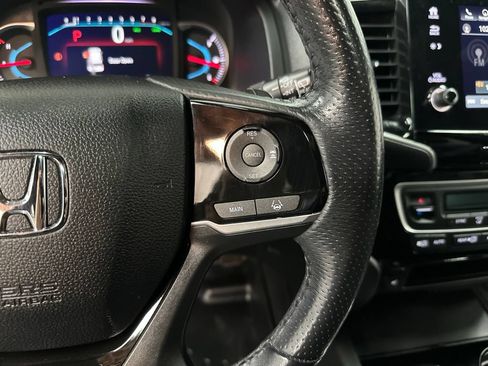 Used 2019 Honda Passport Touring image 16