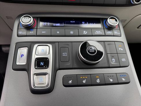 Used 2024 Hyundai Palisade Limited image 23