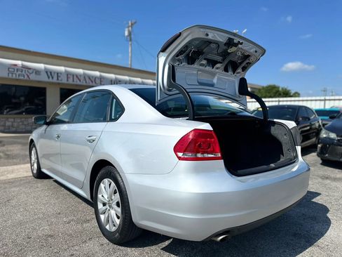 Used 2015 Volkswagen Passat 1.8T Wolfsburg Edition FWD image 8