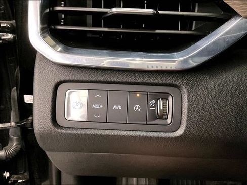 Used 2025 GMC Acadia Denali w/ Super Cruise Package AWD/4WD image 38