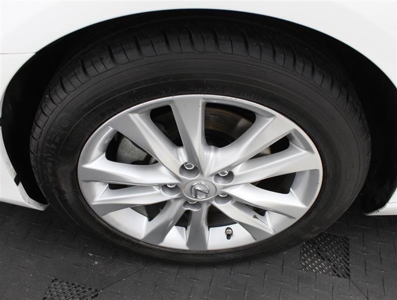 Used 2010 Lexus ES 350 w/ Preferred Accessory Package FWD image 17