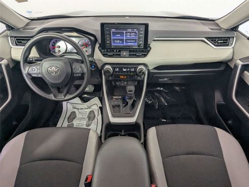 Certified 2022 Toyota RAV4 XLE w/ Convenience Package FWD image 33