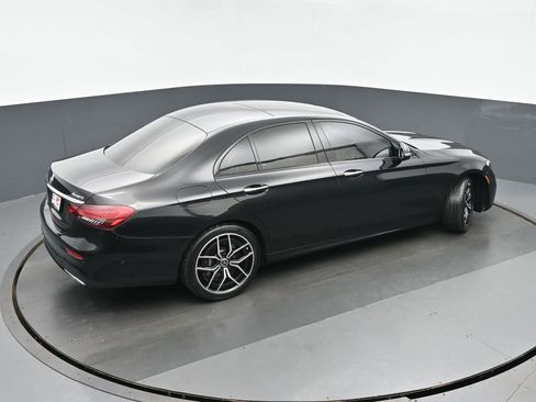 Used 2022 Mercedes-Benz E 450 E 450 w/ Driver Assistance Package image 34