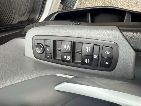 Used 2022 RAM 1500 Big Horn RWD image 35