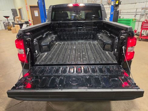 Used 2023 Ford Maverick XLT FWD image 8