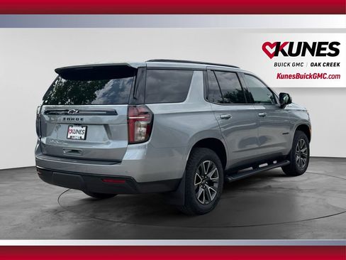 Used 2023 Chevrolet Tahoe Z71 w/ Luxury Package AWD/4WD image 10