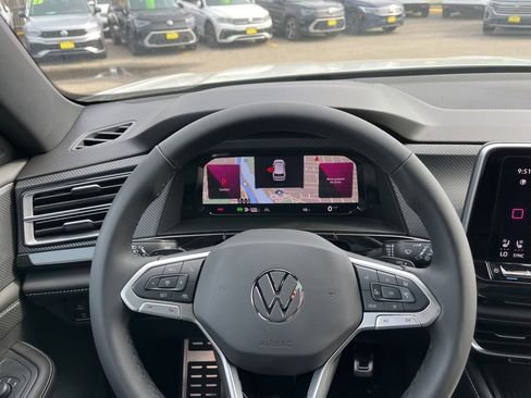 New 2026 Volkswagen Atlas Cross Sport SEL Premium R-Line image 15