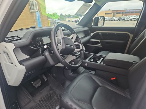 Used 2024 Land Rover Defender 110 S AWD/4WD image 3